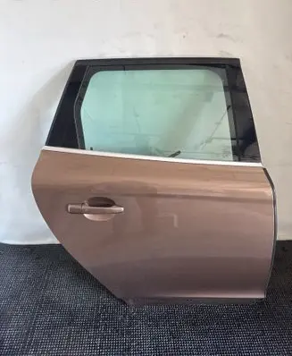 Volvo XC60 Rear door 49400