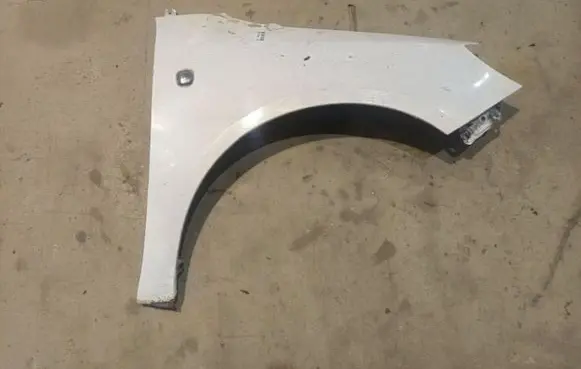 Skoda Praktik (5J8) Fender 