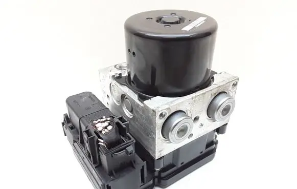 Volvo XC60 ABS Pump 30681619