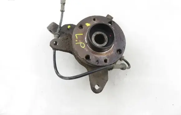 Renault Scenic I Front wheel hub spindle knuckle 
