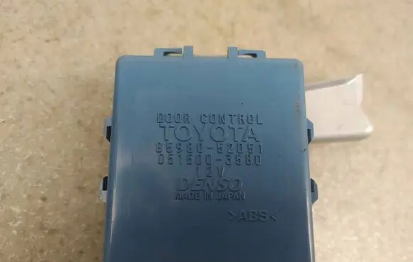 Toyota Yaris Other control units/modules 8598052051