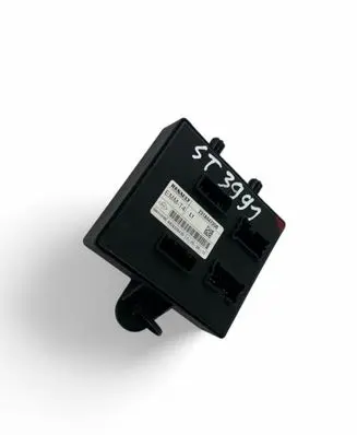 Renault Clio IV Other control units/modules 231A04735R