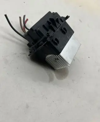 Heater blower motor/fan resistor