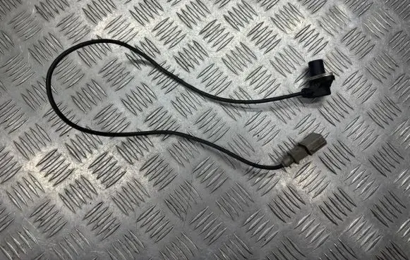 Opel Astra G Crankshaft position sensor 0281002