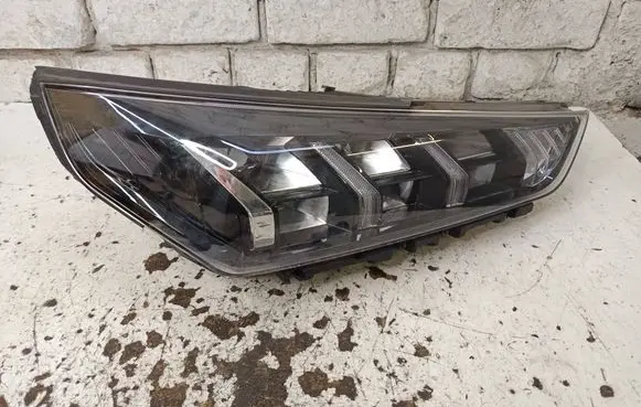Hyundai Ioniq Headlight/headlamp