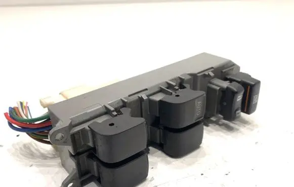 Toyota Corolla E140 E150 Electric window control switch 