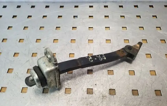 Opel Antara Front door check strap stopper