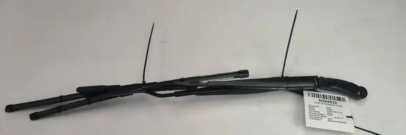 Ford Mustang VI Front wiper blade arm 