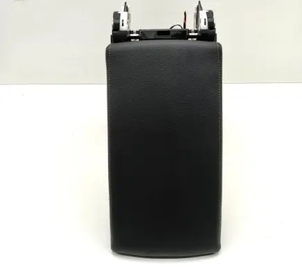 Skoda Superb B8 (3V) Armrest 3V0864207