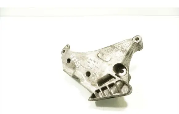 Volkswagen PASSAT B6 Engine mounting bracket 03L199207