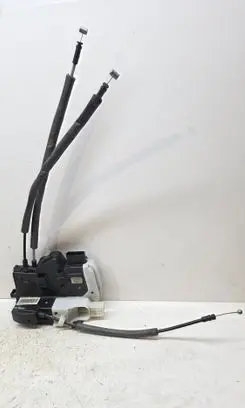 Hyundai ix35 Front door lock 813102Y010