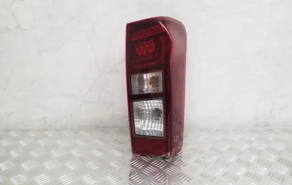 Isuzu D-Max Rear/tail lights 22018176