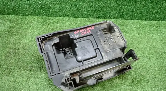 KIA Sportage Battery tray 37150N7000