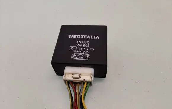 Ford Galaxy Tow bar relay ASTM12 506005 031777