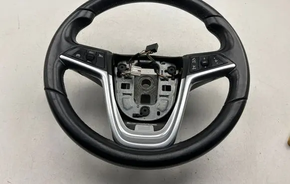 Opel Astra J Steering wheel 13351021 0060018727