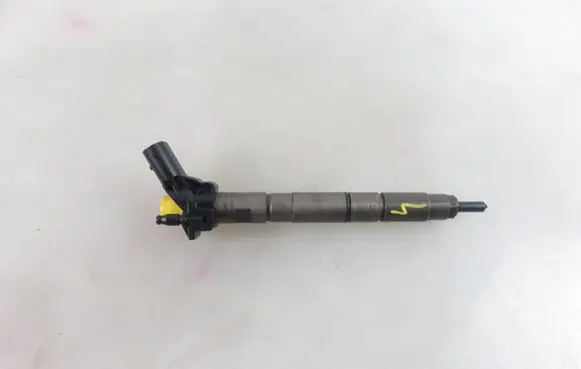Audi A6 S6 C6 4F Fuel injector 0445115019 059130277R