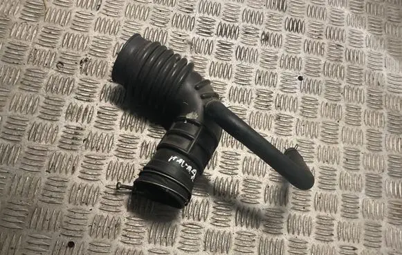 Nissan Navara D22 other engine part 