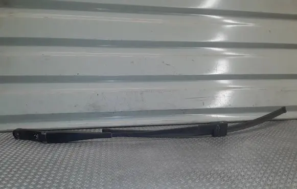 Volkswagen Golf Plus Windshield/front glass wiper blade 