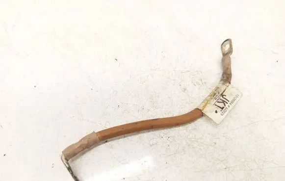 Opel Zafira B Positive cable (battery) 13136384