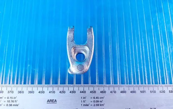 Renault Clio IV Fuel Injector clamp holder