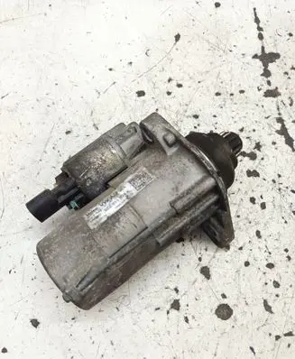 Volkswagen Caddy Starter motor 02Z911024K