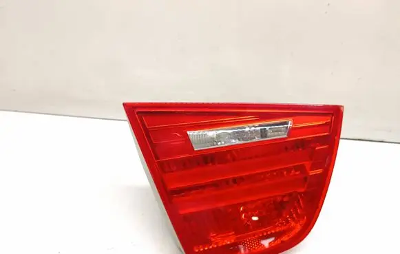 BMW 3 E90 E91 Tailgate rear/tail lights 7289433