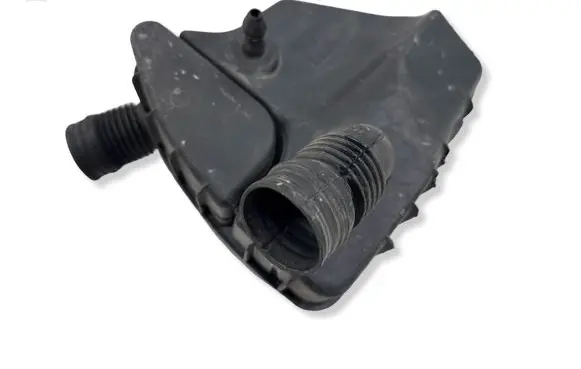 Alfa Romeo 159 Intake resonator 55197035