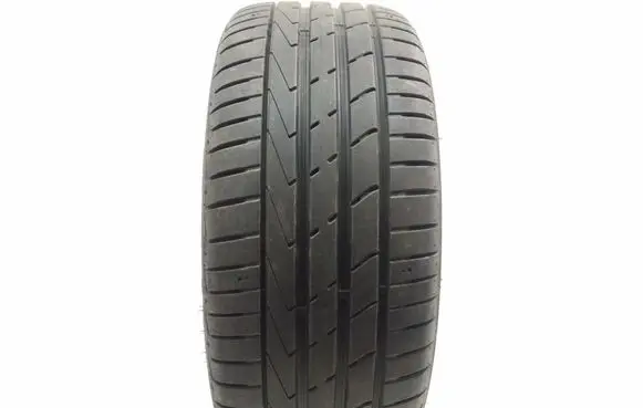 Mercedes-Benz E W213 R18 summer tire 
