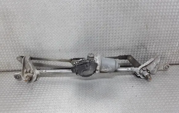 Subaru Forester SH Front wiper linkage and motor 86511SC010
