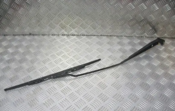 Skoda Octavia Mk1 (1U) Front wiper blade arm