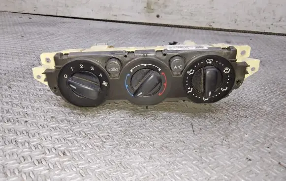 Ford Focus C-MAX Climate control unit 3M5T19980AC