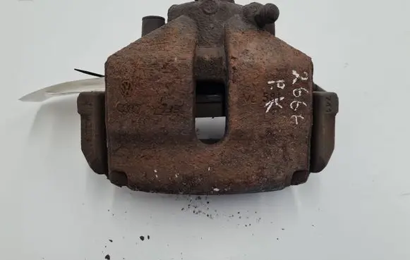 Volkswagen PASSAT B6 Front brake caliper 1K0615123E