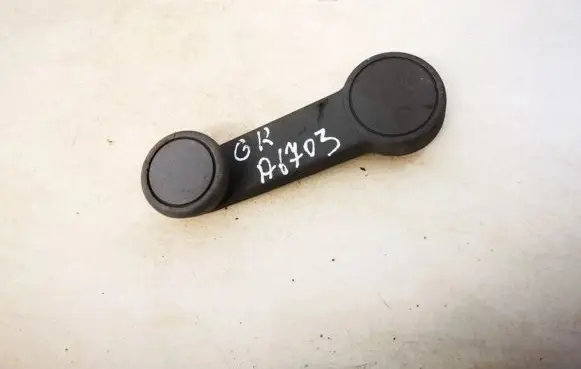 Ford Focus Front door window winding handle 95vbv23342ab