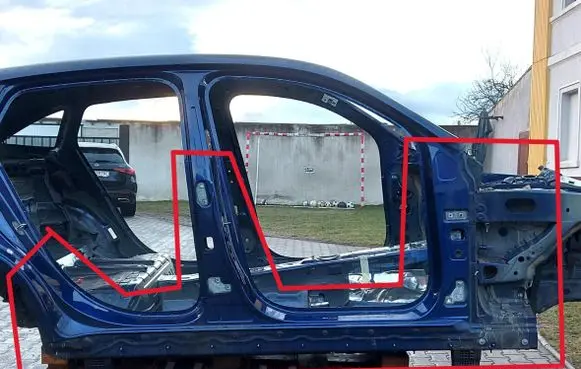 Mercedes-Benz EQC Sill 