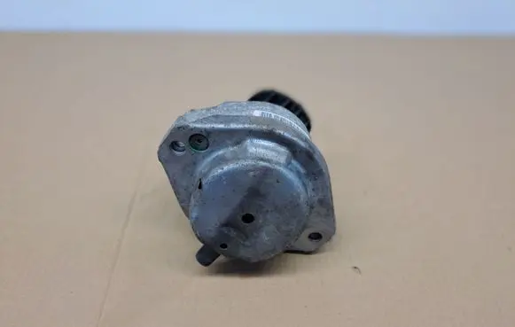 BMW 5 E60 E61 Engine mount bracket RM6769874