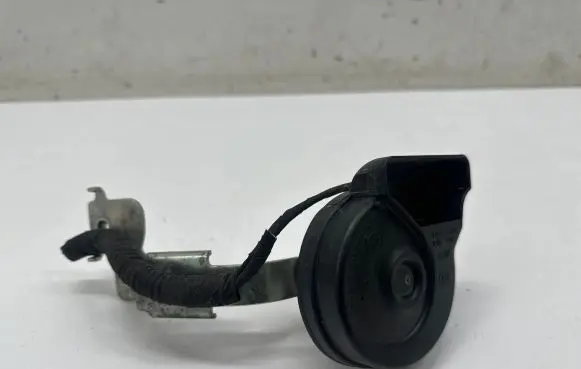 Audi A3 S3 8V Horn signal