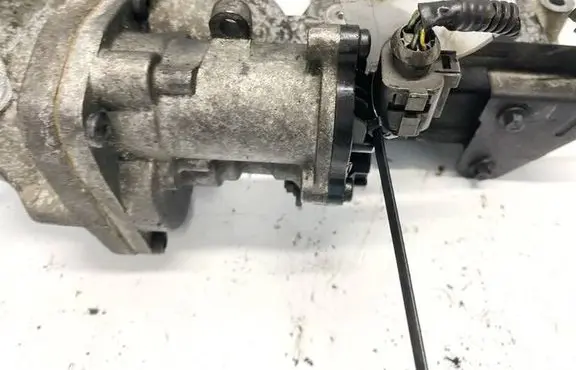 Ford Focus C-MAX Throttle valve