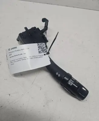 Hyundai Santa Fe Indicator stalk 202004729