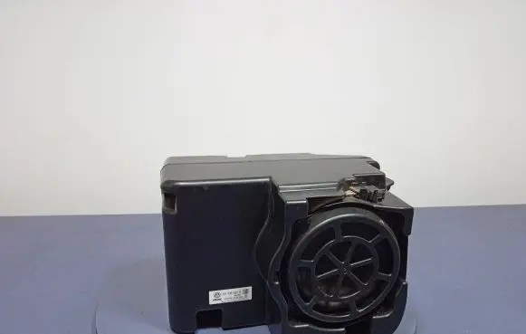 Audi Q4 Sportback e-tron Subwoofer speaker 11A035621B