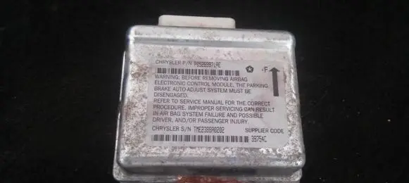 Chrysler Neon I Airbag control unit/module p05269971ae tme2388a0202