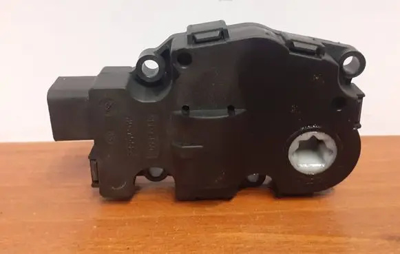 BMW X6 E71 Air flap motor/actuator 412650752 410475522