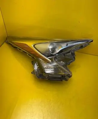 Toyota Prius (XW50) Headlight/headlamp 81145-47700