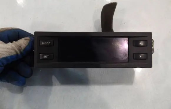 Chevrolet Captiva Screen/display/small screen 96850911