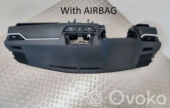 Toyota RAV 4 (XA50) Dashboard