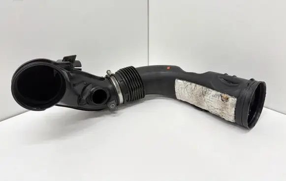 BMW 6 F12 F13 Turbo air intake inlet pipe/hose 8512381 70529005 1099123