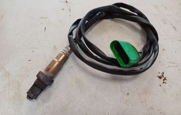 Audi A4 S4 B6 8E 8H Lambda probe sensor 078906265AA 0258006442