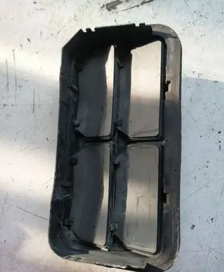 Opel Insignia A Quarter panel pressure vent 