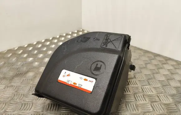 Citroen C4 II Fuse box set 9809171580