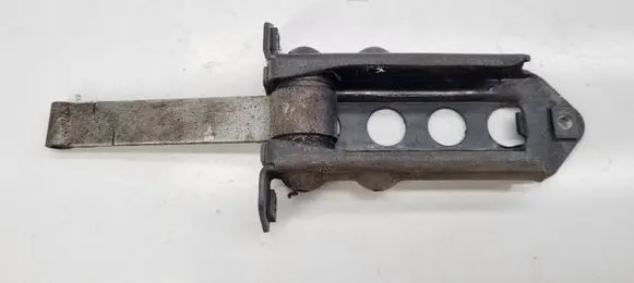Mercedes-Benz S W126 Front door check strap stopper