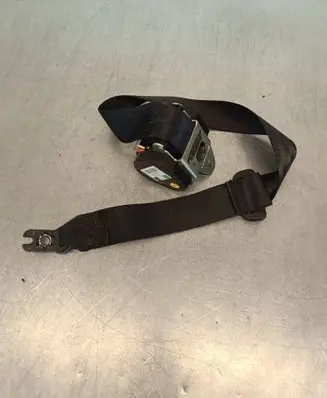 Volkswagen Golf VII Rear seatbelt 621531300 000090H